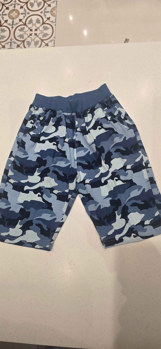 Printed cotton material shorts for pockets with round Elasticable