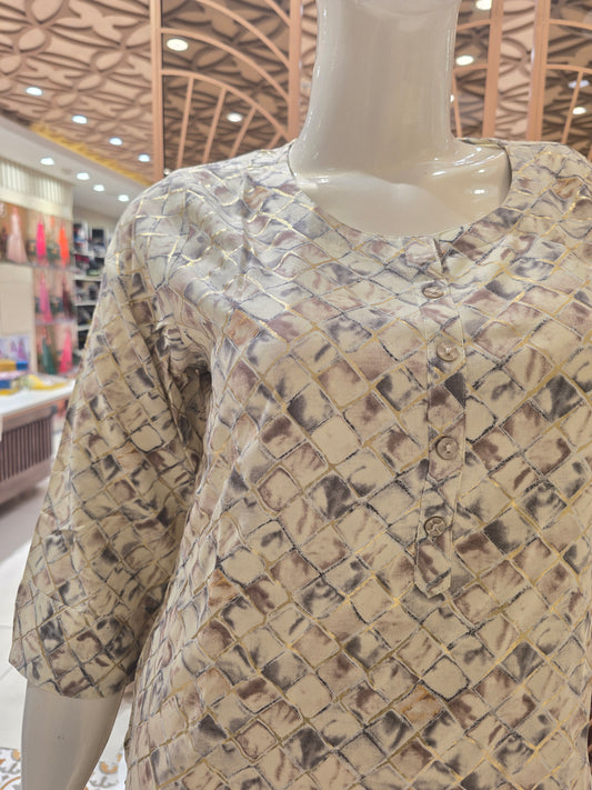 Women Cream Linen Cotton Straight Kurta