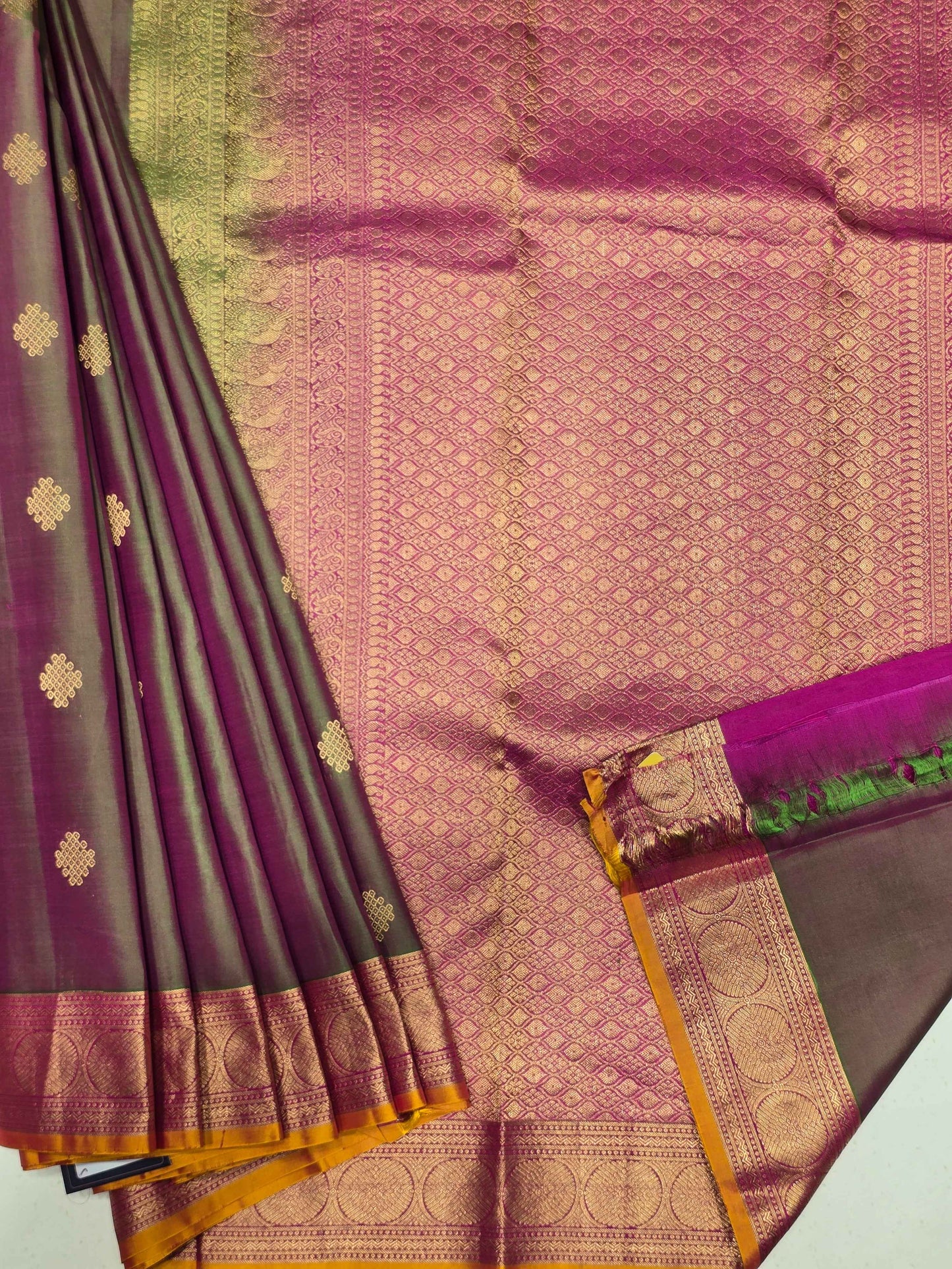 Pure Kanjivaram silk saree with kolam butta and rich pallu