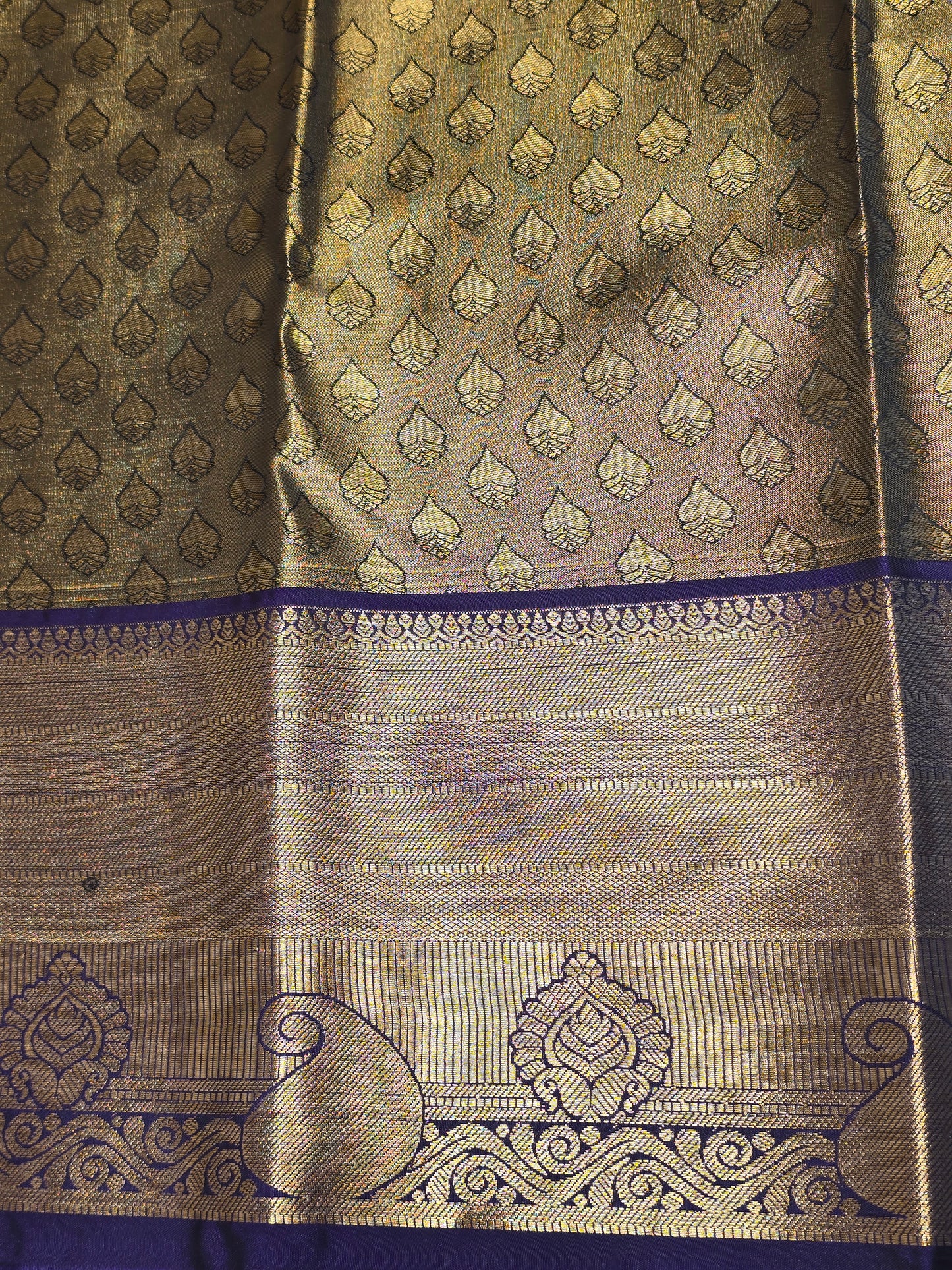 Women Mehndi Green Semi Kanjivaram Tissue Silk Saree
