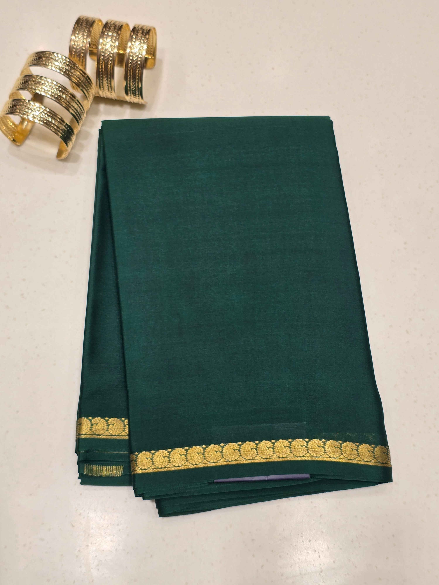 Pure mysore crepe silk bottle green colour and kaddi pallu