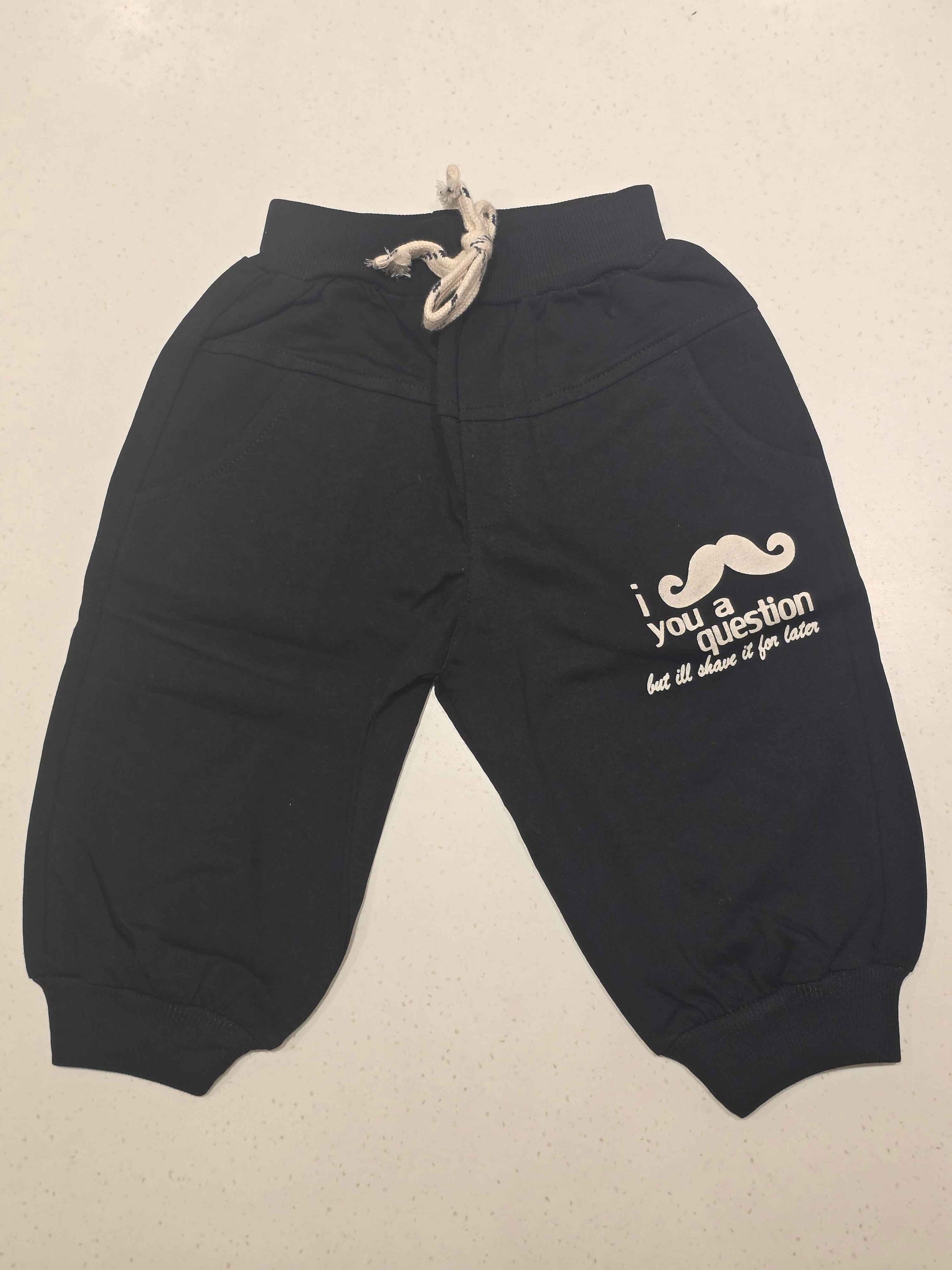 Cotton material balck color ¾ shorts with rubber print