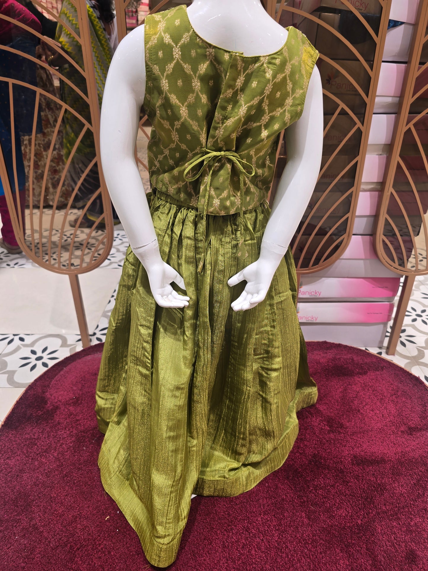 Banarasi with lays work , ladkhans & Crush crepe skirt ethnic wear