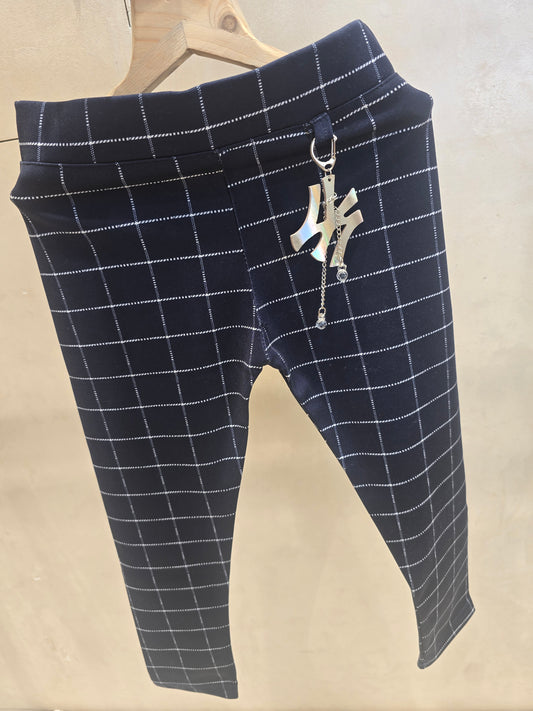 Girls Lycra Cotton Stretchable Jeggings in Dark Blue with Checked Pattern for Summer Casual Wear