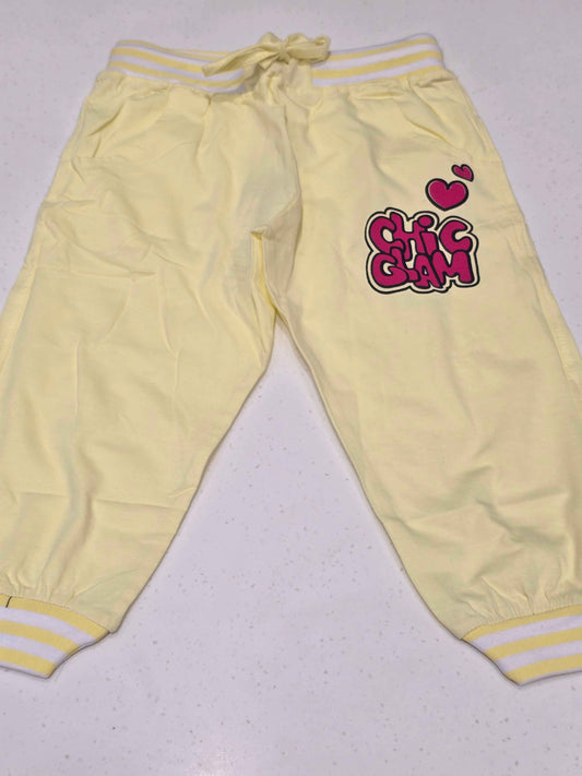 Cotton material ¾ capri for girl with round Elasticable