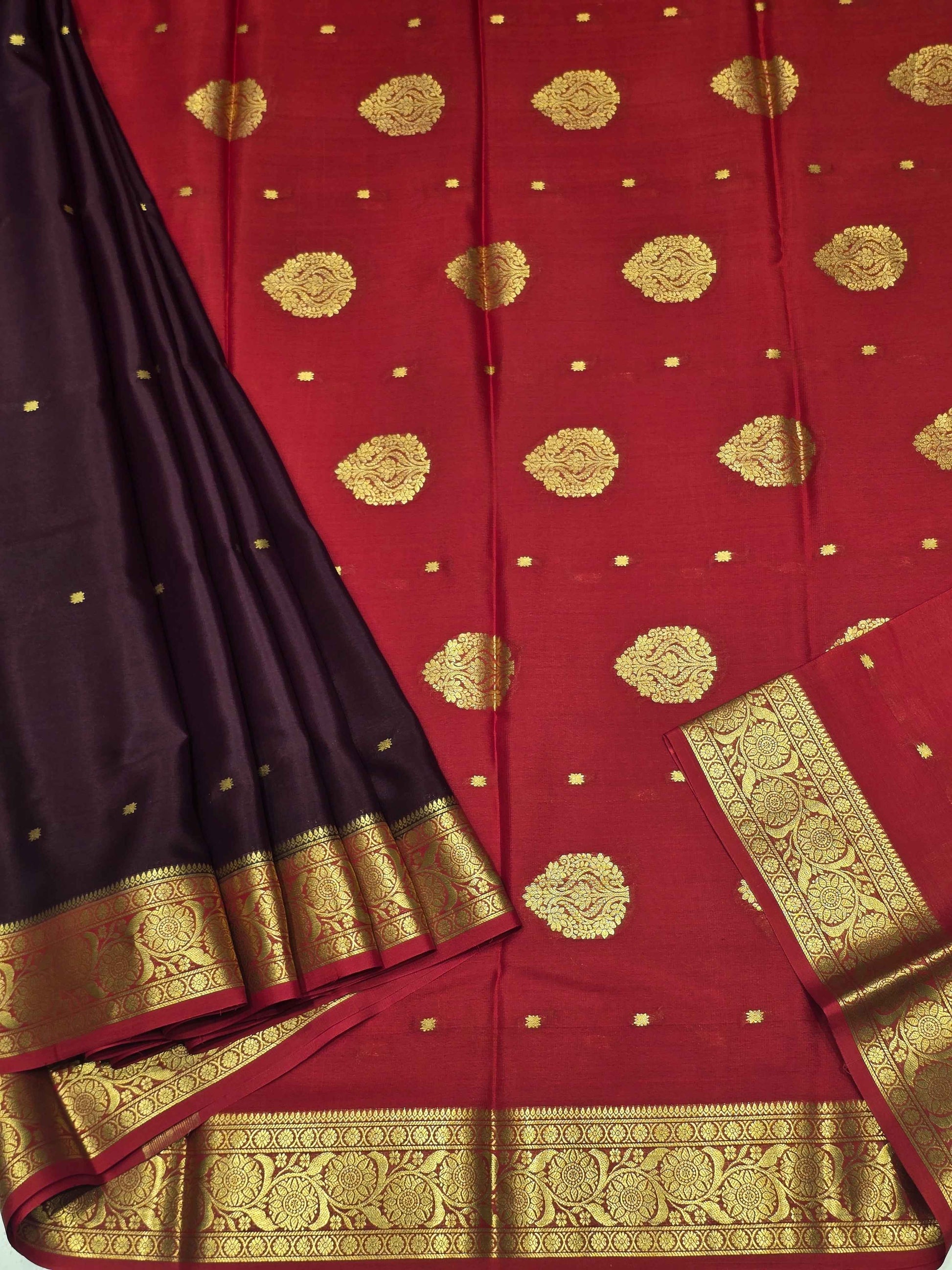 Women Pure Mysore Crepe Silk Saree with Butta Pallu