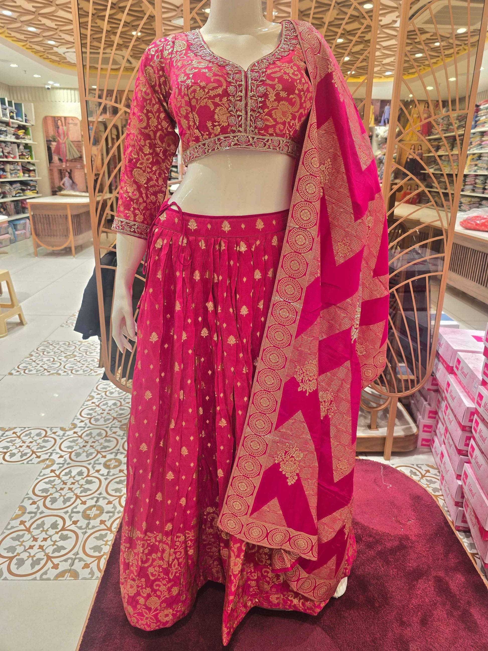 Women Rani Pink Pure Banarasi Lehenga Set