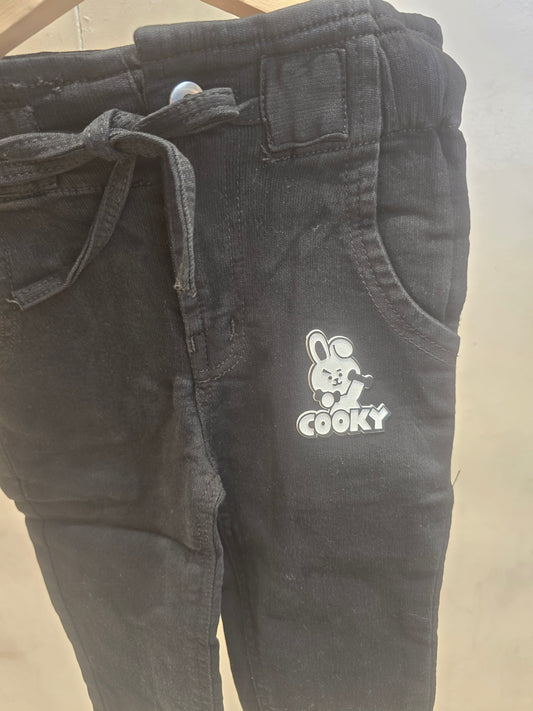 Girls Denim Cotton Lycra Capri Pant in Black with Rubber Print Detail and Tie Waist for Summer Casual Wear