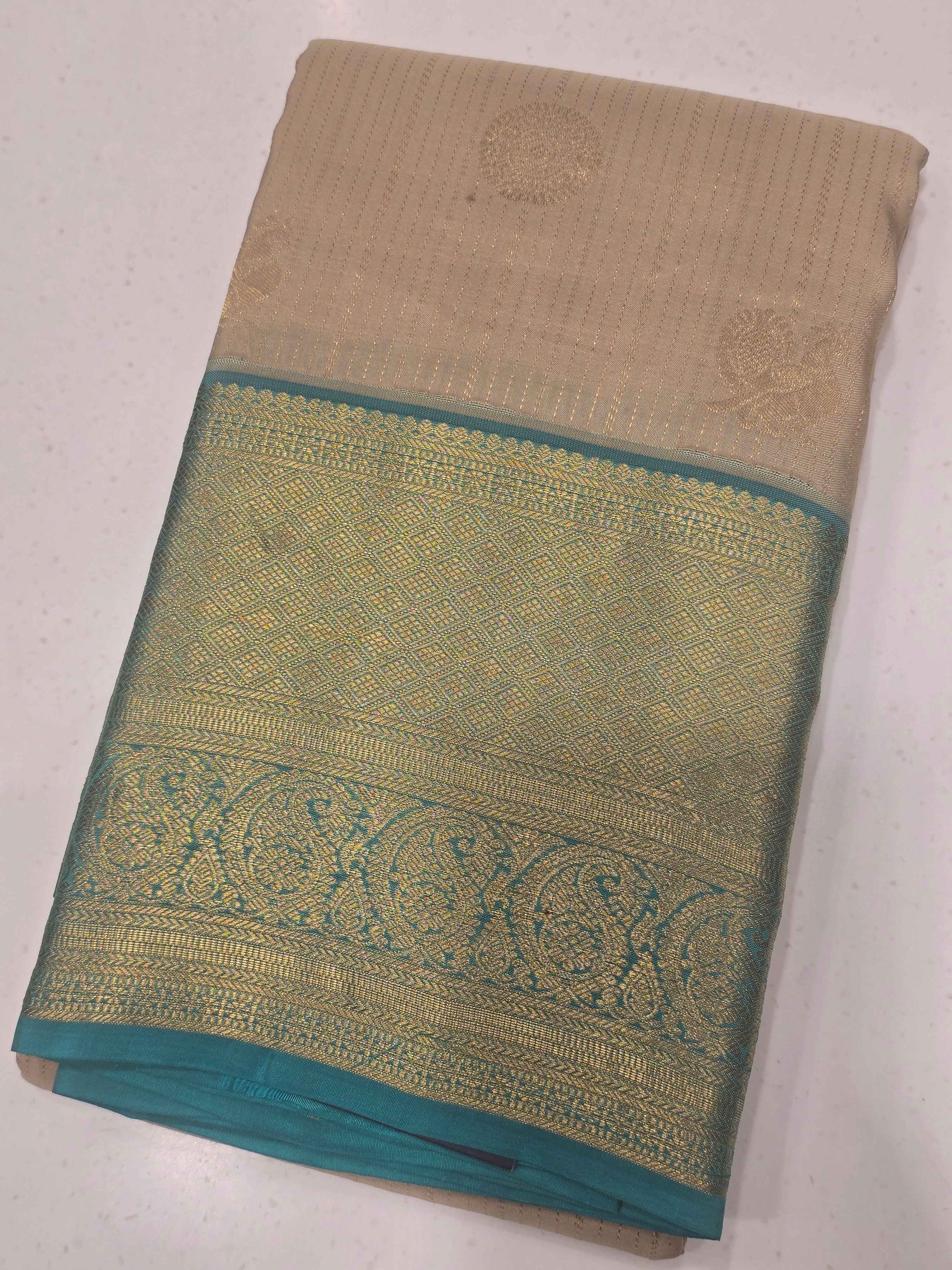 Pure handloom cream with ramagreen Kanjivaram silk saree
