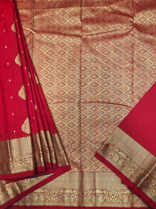 Semi Kanjivaram Silk Saree with Traditional Mango Border