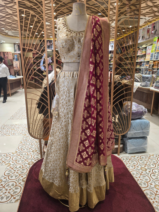 Bridal Lehenga – Jakhad Silk with Banarasi Dupatta, Floral Skirt Design & Ari Work Blouse (Half White)